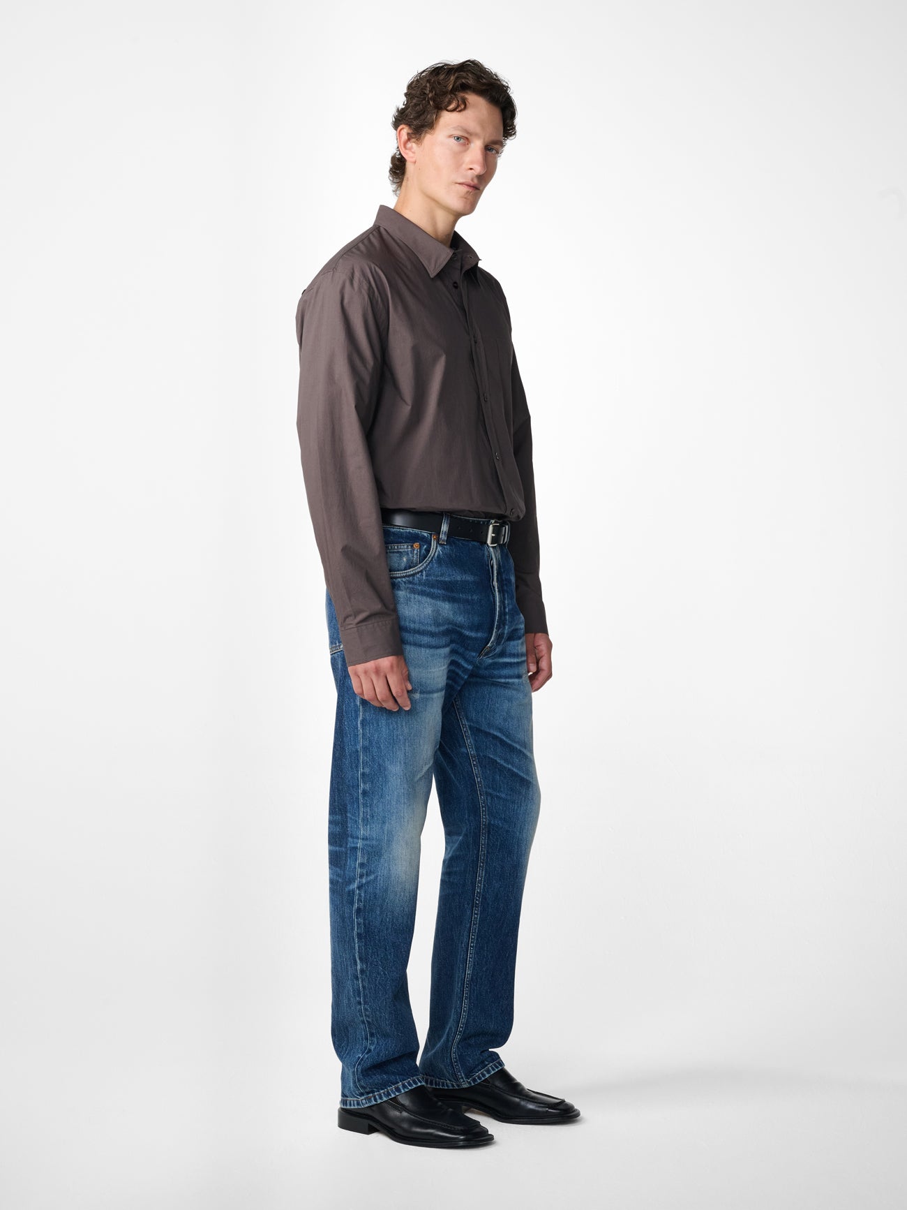 Hyde Straight Leg Denim Pant in Thrashed Indigo Wash