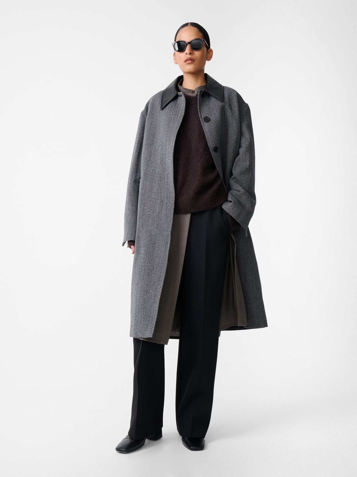 Indio Coat in Black / White