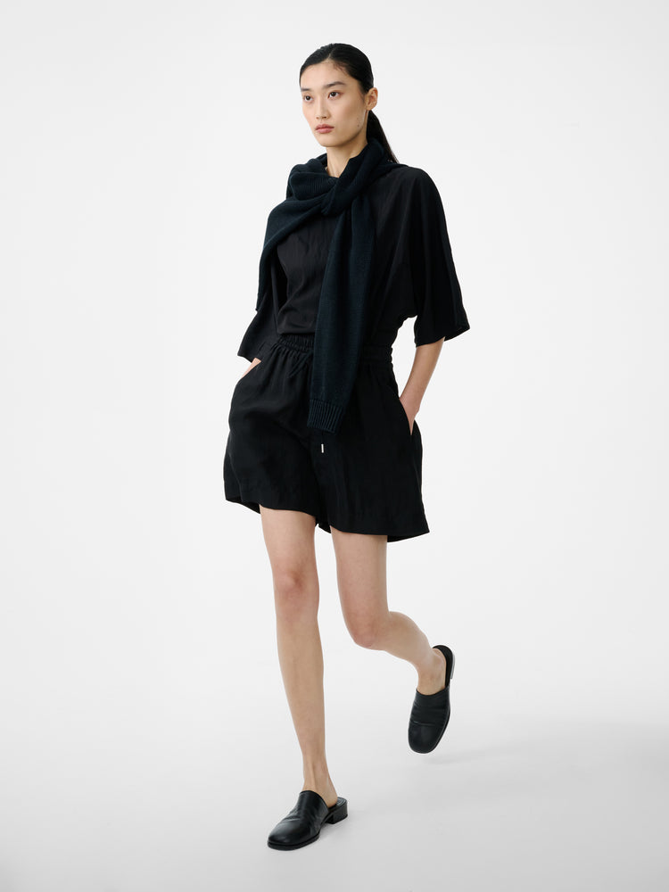 Karya Twill Short in Black - Studio Nicholson