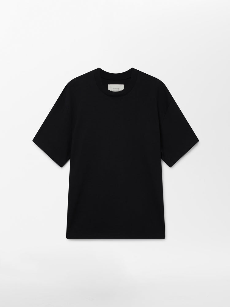 Lay T-Shirt in Black