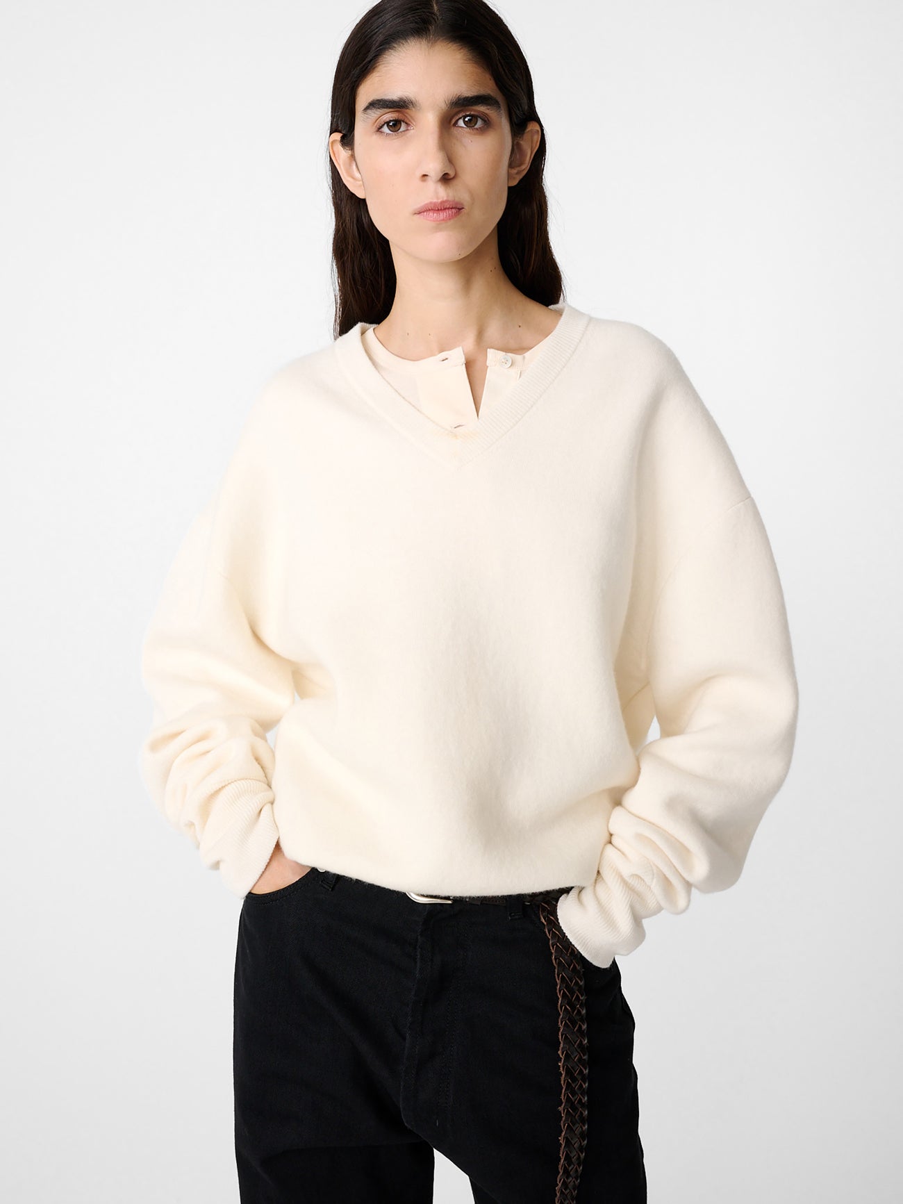 WOMEN'S KNITWEAR