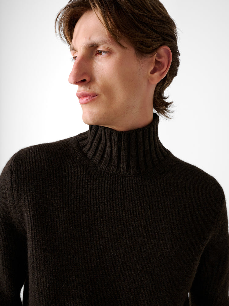 Loris Knit in Espresso Brown