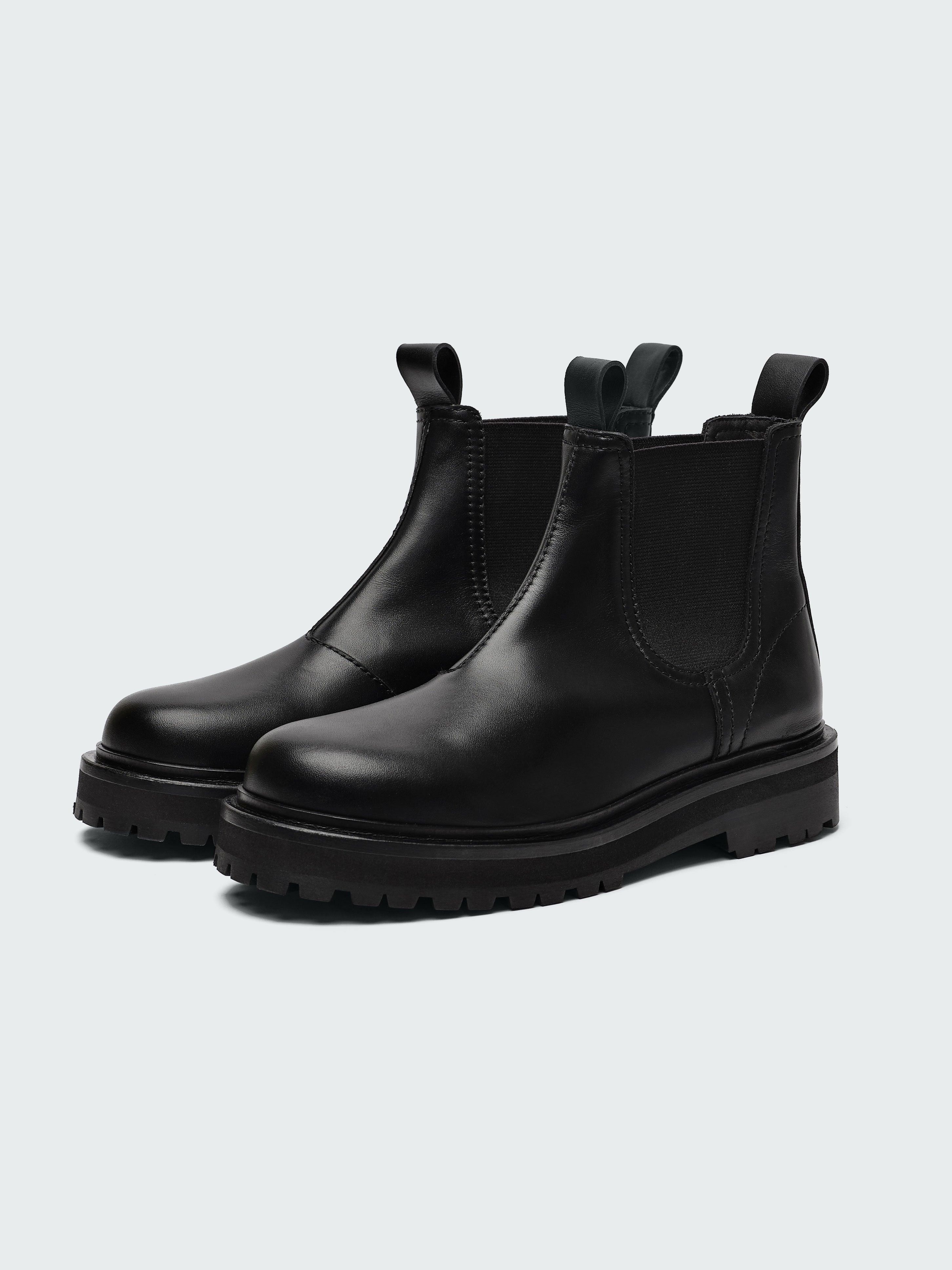 Kick Boot