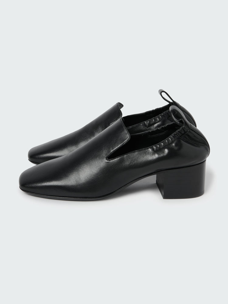 Moon Shoe in Black