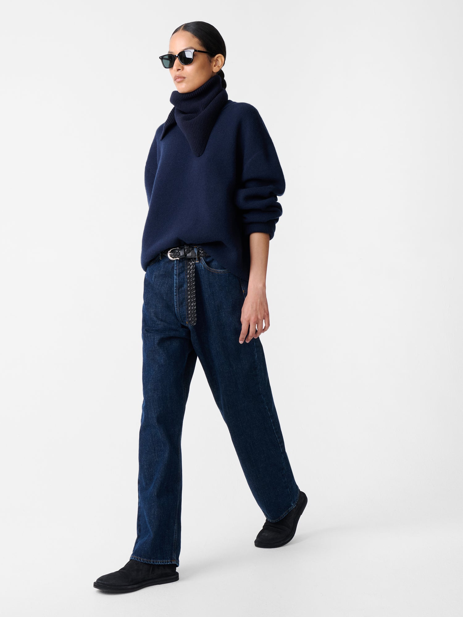 KNITWEAR
