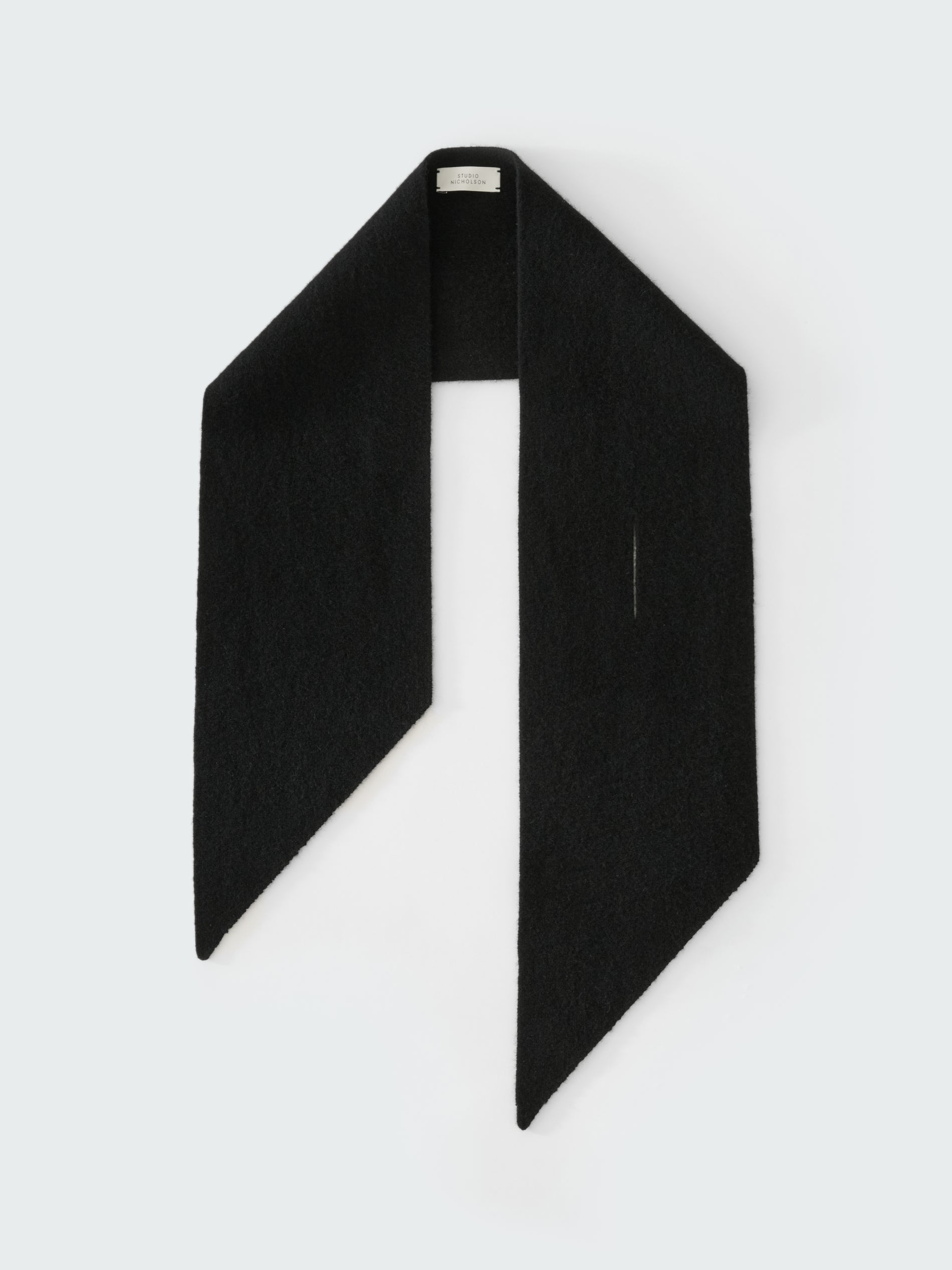 Noack Scarf in Black