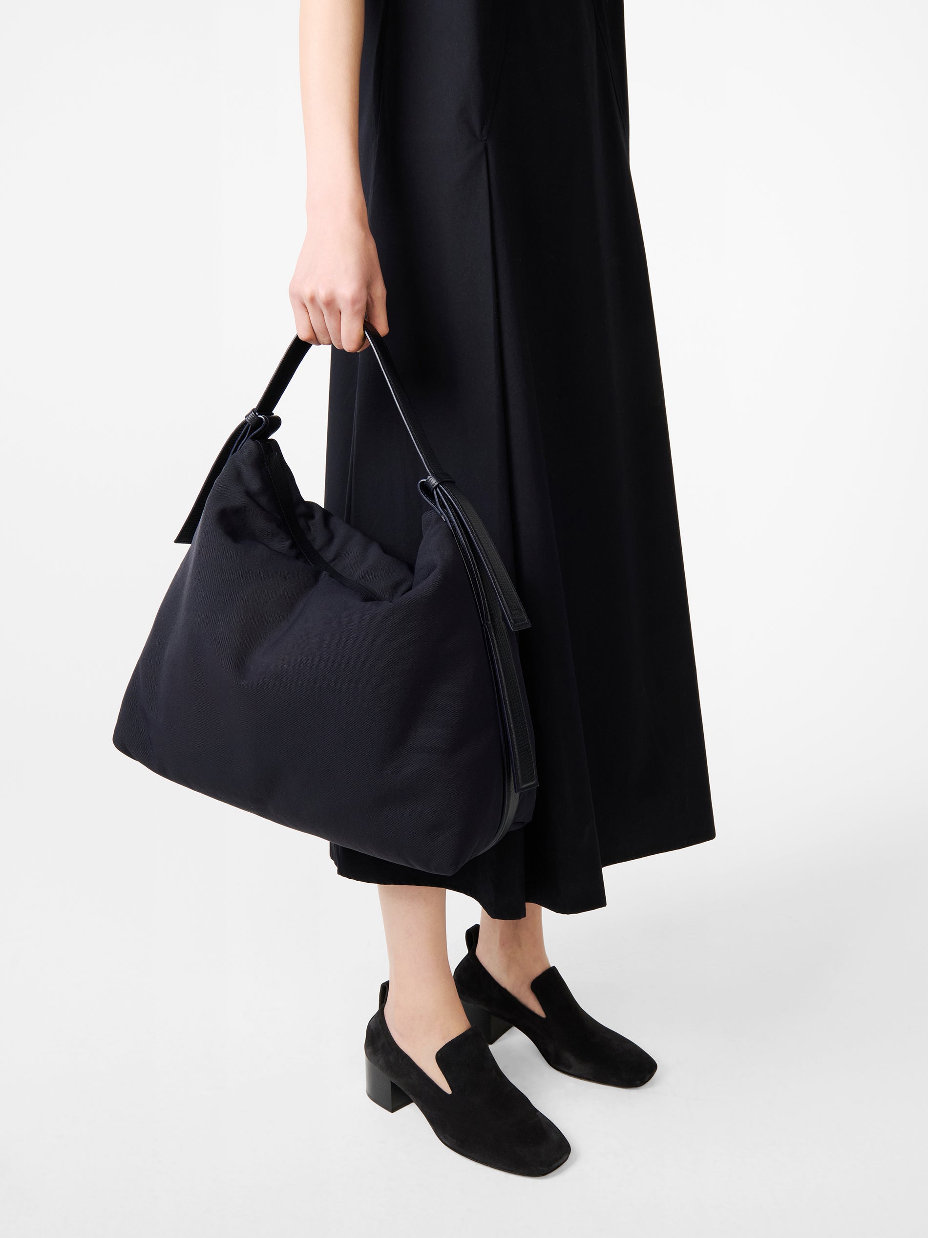 Transit Bag in Darkest Navy– Studio Nicholson