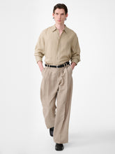 Rafe Linen Shirt in Sand