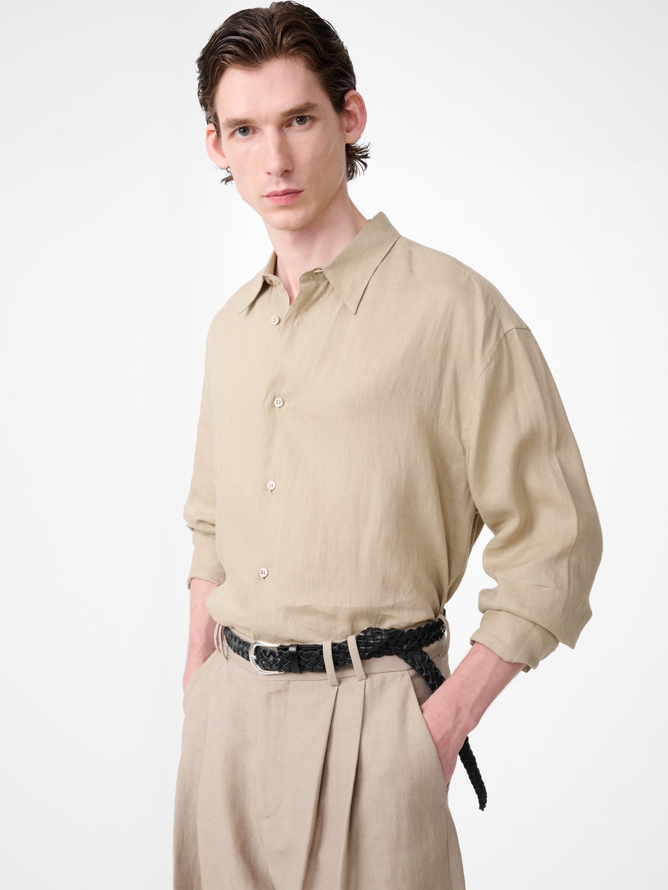 Rafe Linen Shirt in Sand