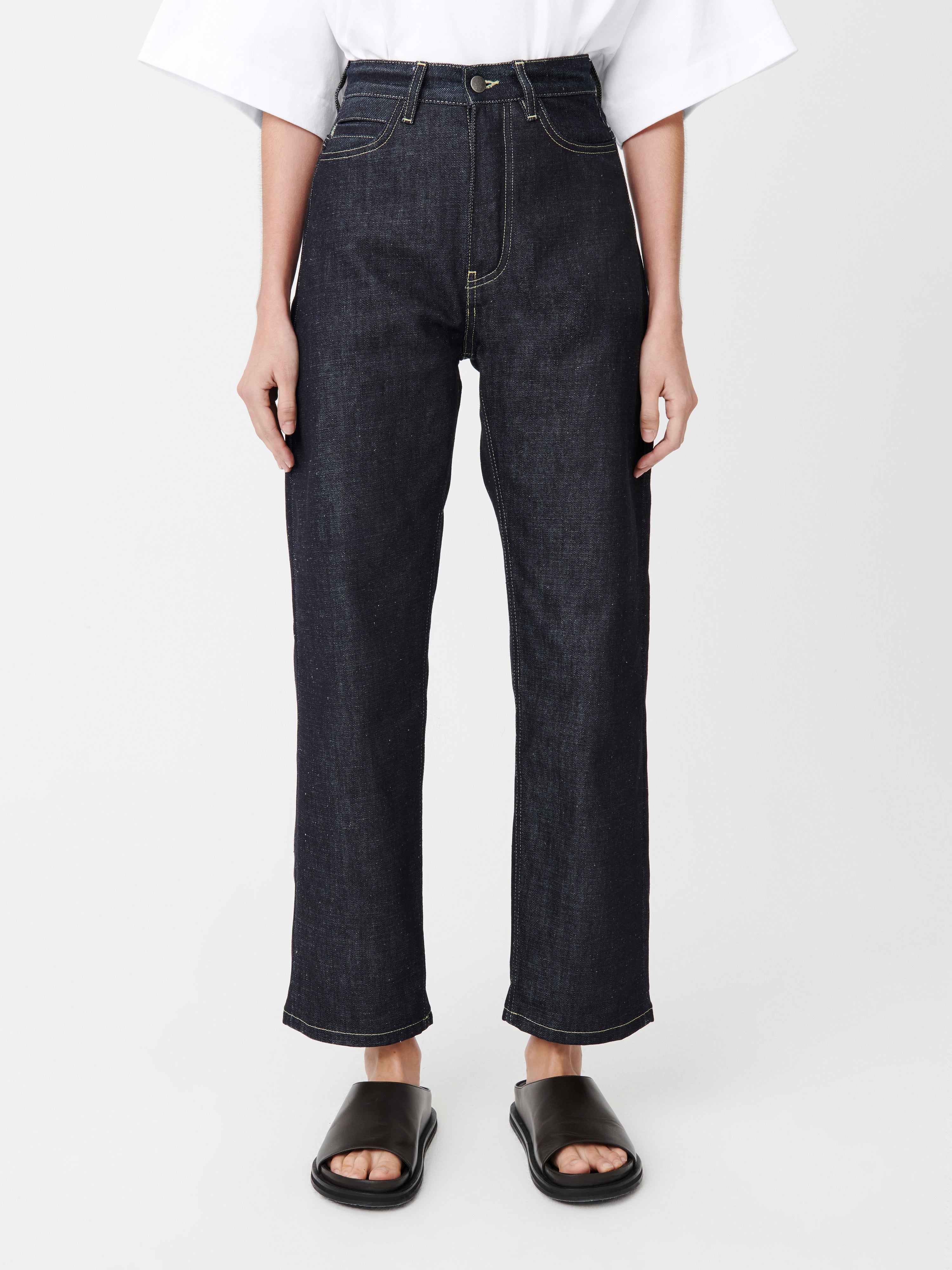 Studio Nicholson Fit Guide - Women's Studio Nicholson Fit Guide - Women's