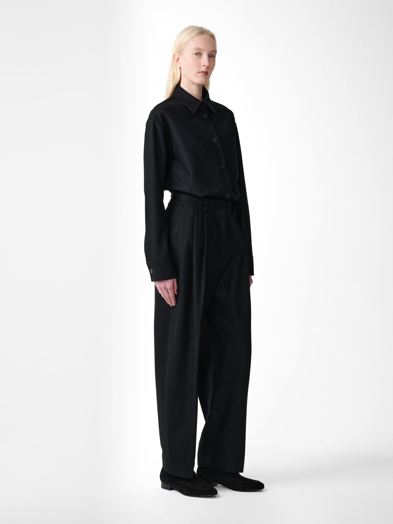 Sperro Wool Tailored Pant in Black