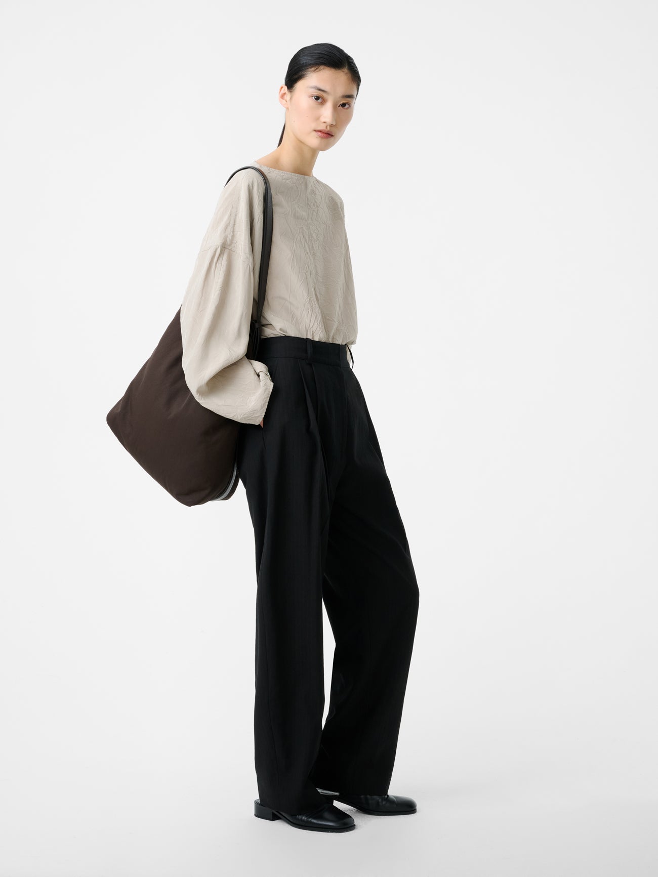 WOMEN'S TAILORED TROUSERS