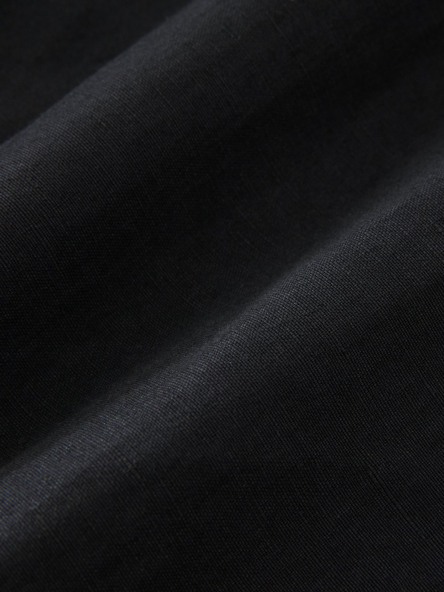 Starboard Short in Darkest Navy