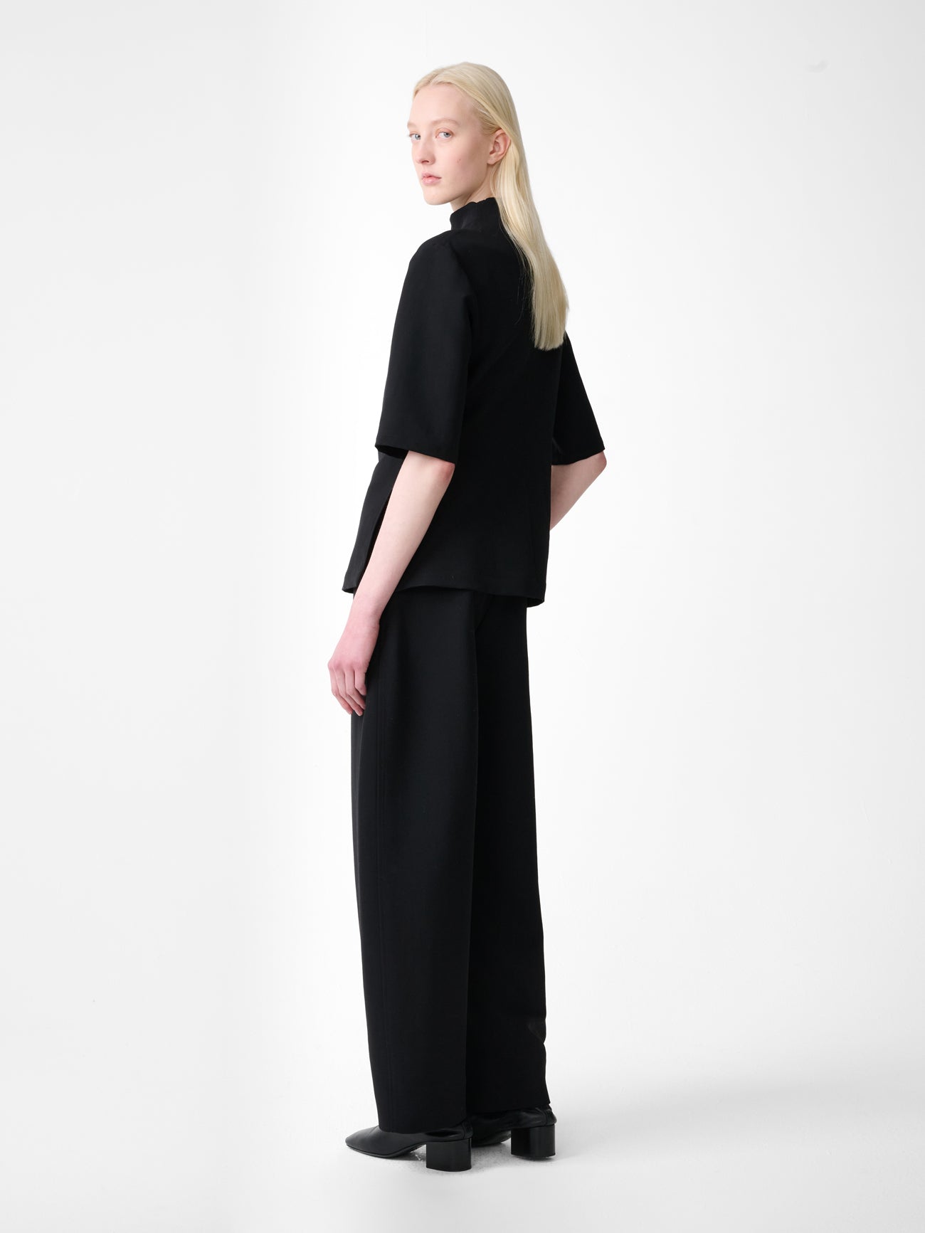 Taler Top in Black