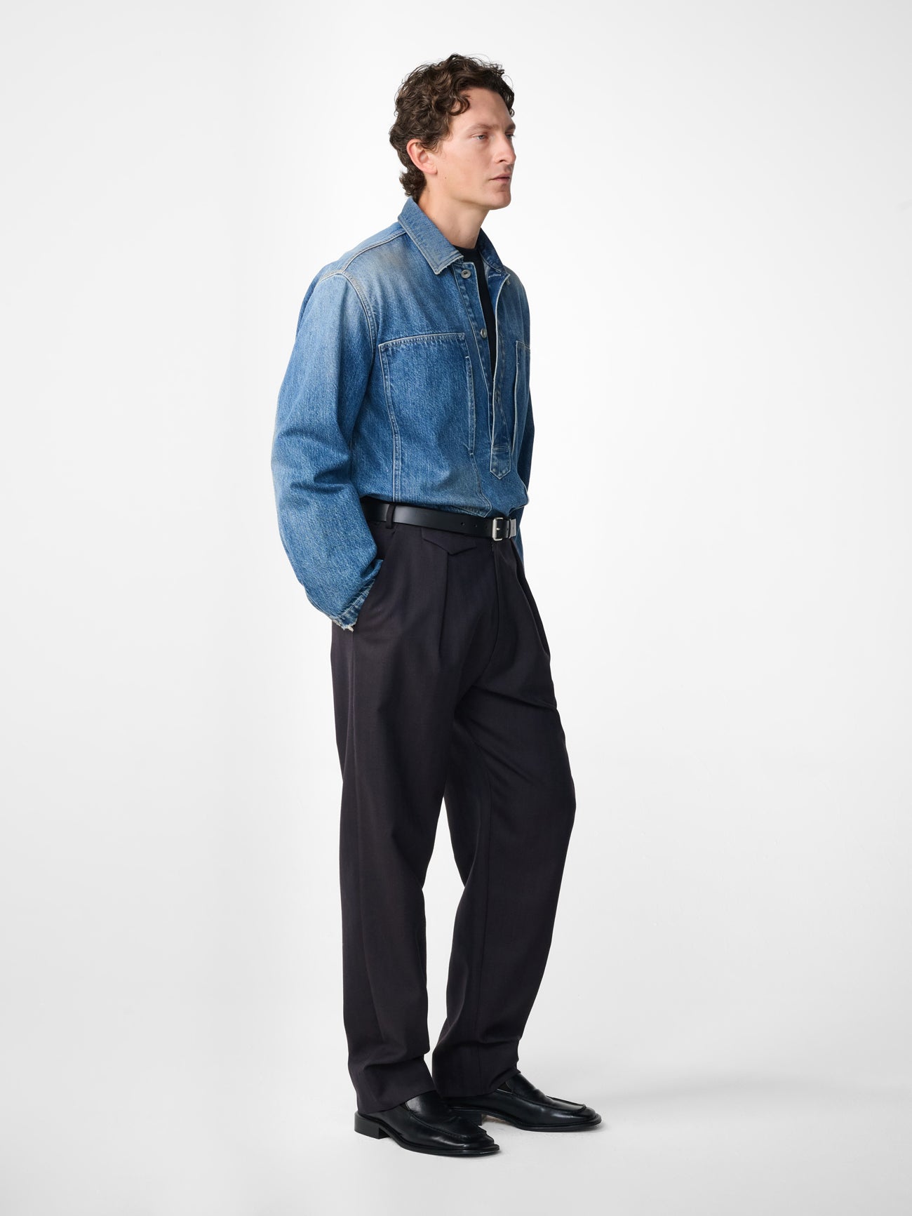 Taunton Tailored Pant in Black Grape