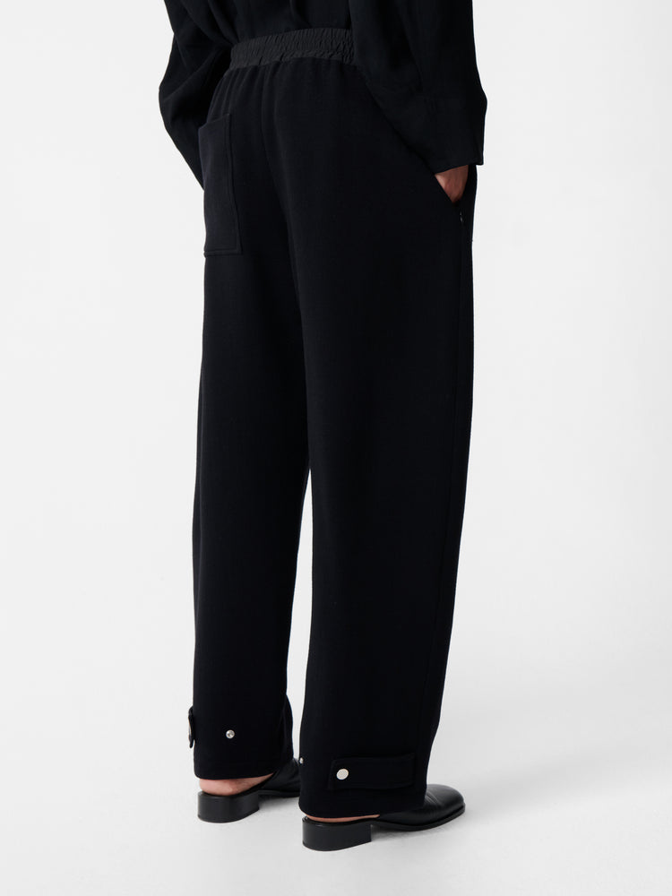 Thalo Pant in Black