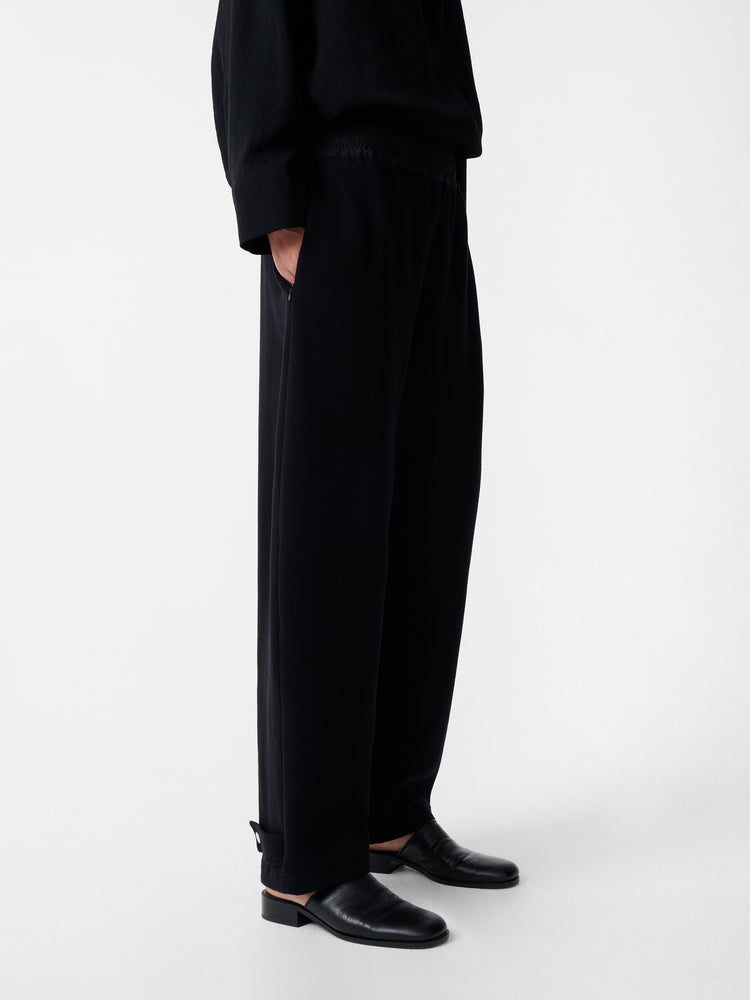Thalo Pant in Black