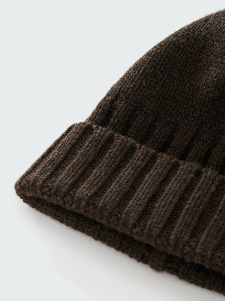 Timo Beanie in Espresso Brown