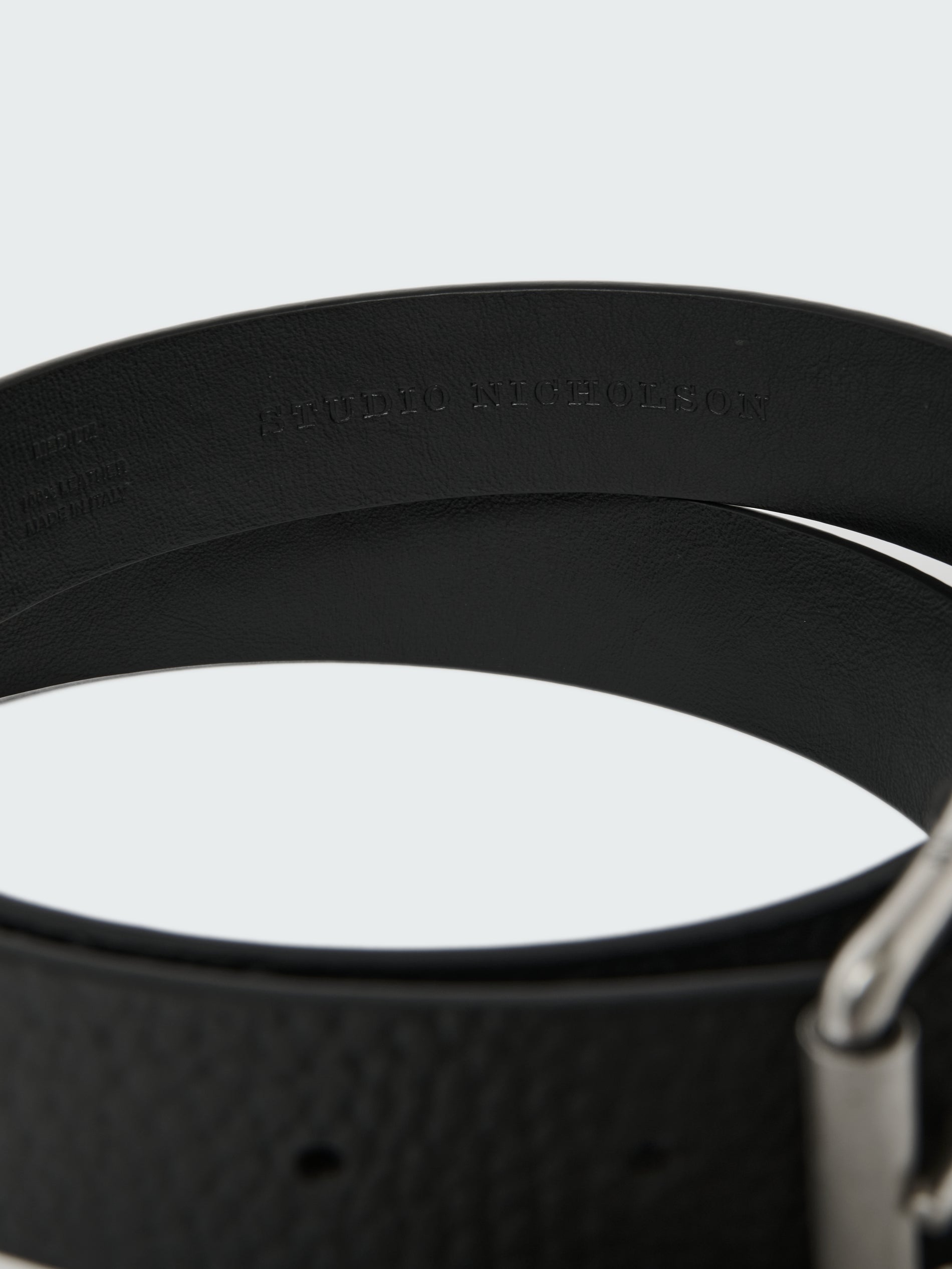 Trieste Grain Leather Belt in Black