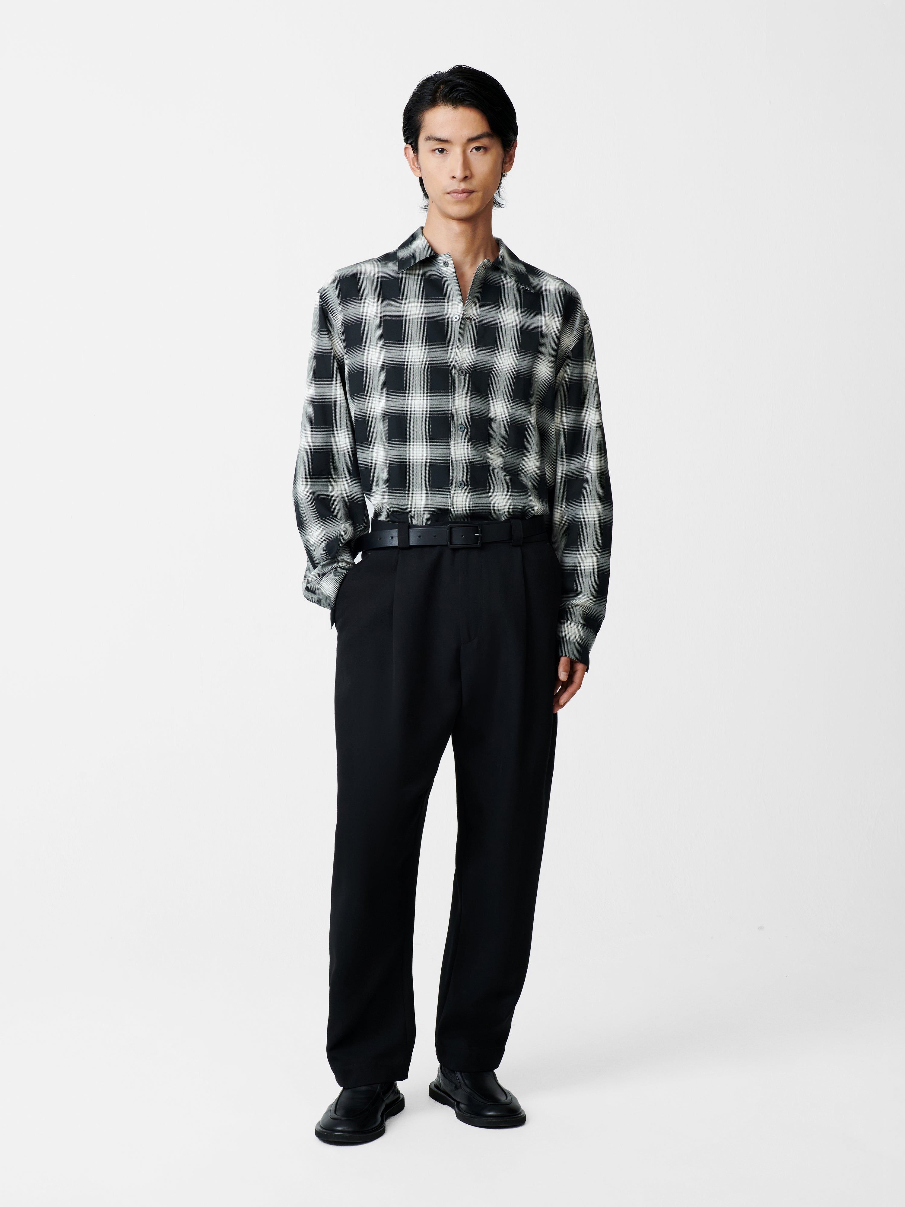 Tuck Pleated Pant