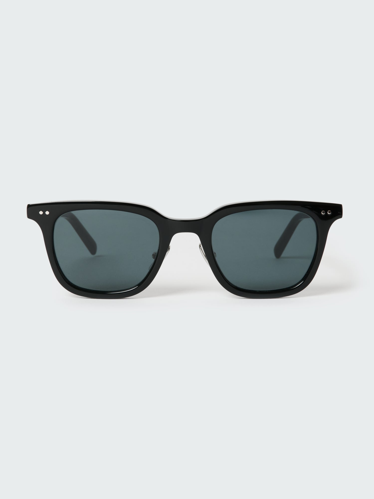 EYEWEAR