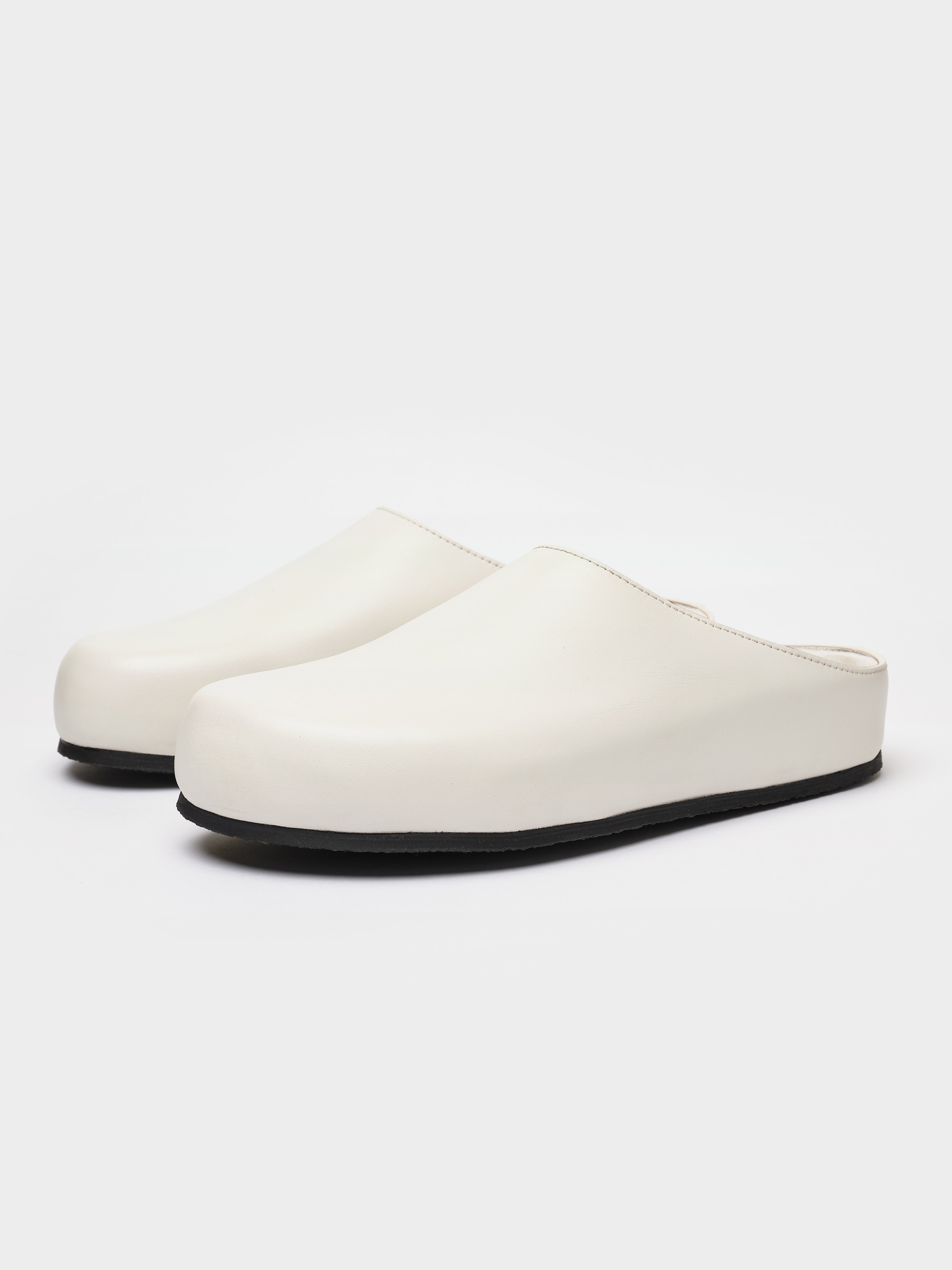 Wearing Clog Milk